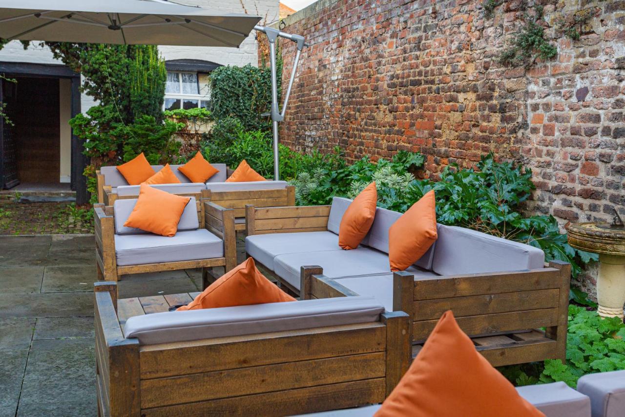 The Tudor House Hotel, Tewkesbury, Gloucestershire Екстер'єр фото